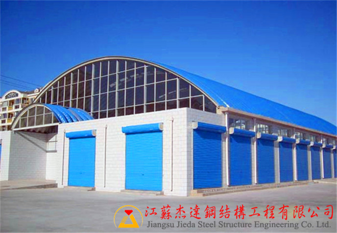 什么是無梁金屬拱形屋面？