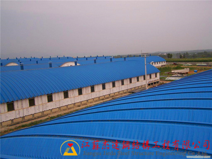 什么是無梁金屬拱形屋面?