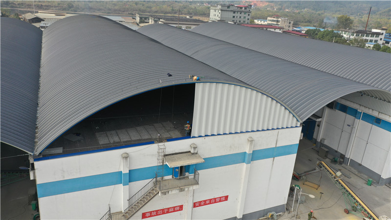 金屬拱形屋頂能否在海邊施工？