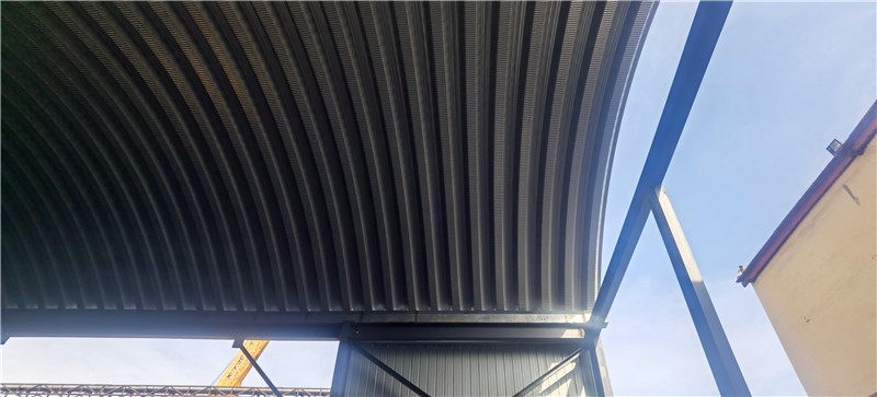 山東棗莊煤棚無梁拱形屋頂施工