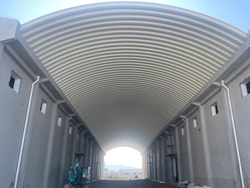 拱形屋頂：建筑穹頂下的詩意美學與力學交響